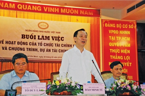                                     Phó Thống đốc Đào Minh Tú: Tài chính vi mô góp phần hạn chế tín dụng đen