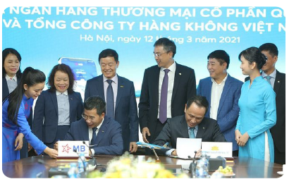                                     MB và Vietnam Airlines chính thức ký kết thỏa thuận hợp tác toàn diện
