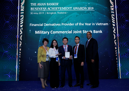                                     Nhận giải thưởng của Asian Banker, MBBank khẳng định vị thế hàng đầu trên thị trường phái sinh
