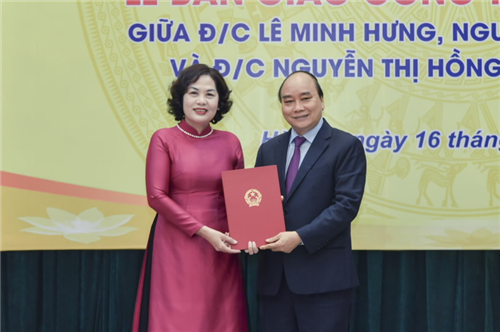                                     Thủ tướng Chính phủ trao quyết định bổ nhiệm Thống đốc Ngân hàng Nhà nước Việt Nam