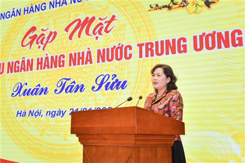                                     Ngân hàng Nhà nước Việt Nam gặp mặt cán bộ hưu trí