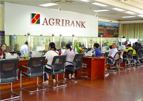                                     Agribank đồng loạt miễn, giảm các loại phí dịch vụ và lãi suất cho vay hỗ trợ khách hàng  vượt qua đại dịch Covid-19