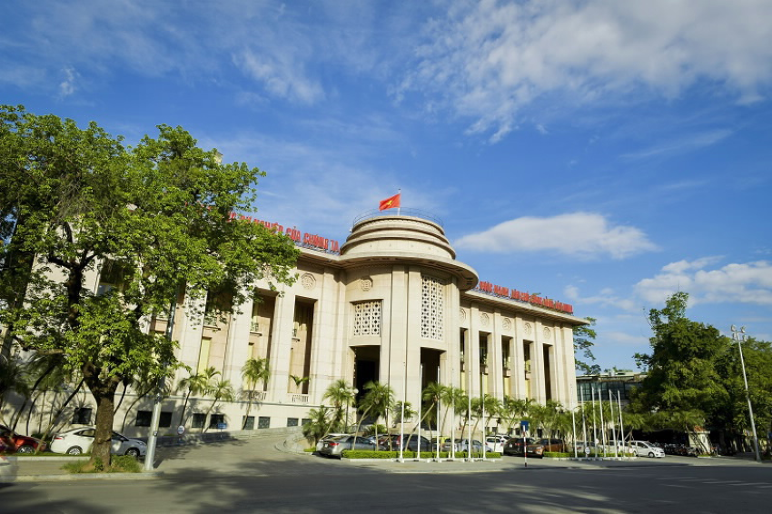 Ngân hàng Nhà nước Việt Nam điều chỉnh biên độ tỷ giá giao ngay USD/VND
