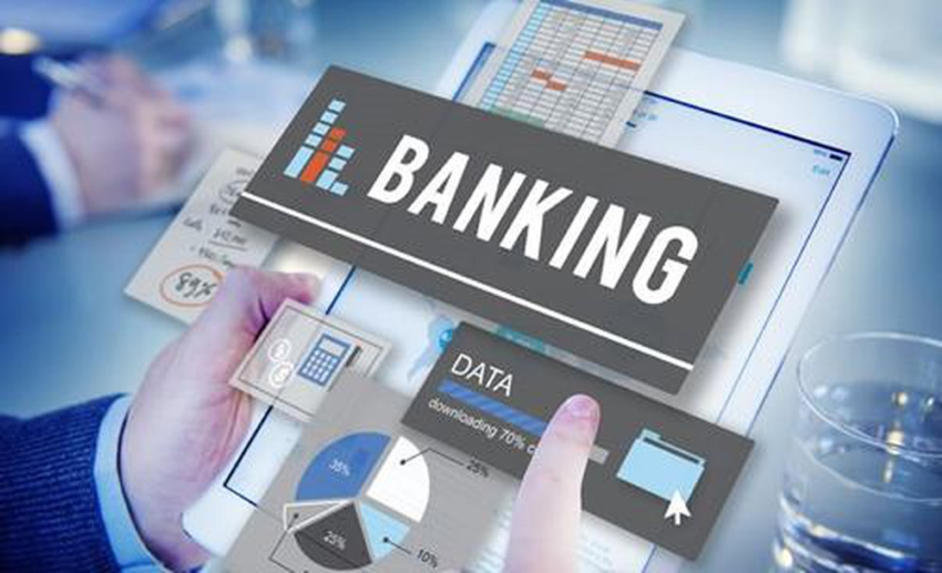 Đẩy mạnh chuyển đổi số và bảo đảm an ninh, an toàn thông tin trong hoạt động ngân hàng