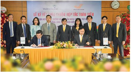Vietcombank và Tổng Công ty Bưu điện Việt Nam ký kết Thỏa thuận hợp tác toàn diện