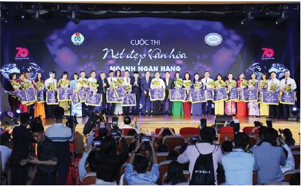 Kinh nghiệm quốc tế về thúc đẩy tài chính toàn diện của tổ chức công đoàn và một số gợi ý cho Công đoàn  Ngân hàng Việt Nam