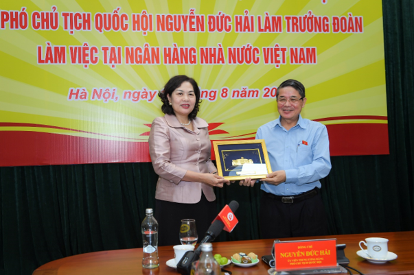 Đoàn công tác Quốc hội làm việc tại Ngân hàng Nhà nước Việt Nam