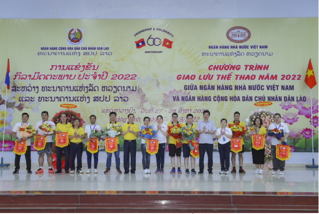 Khai mạc Chương trình giao lưu thể thao giữa Ngân hàng Nhà nước Việt Nam và Ngân hàng Cộng hòa Dân chủ Nhân dân Lào
