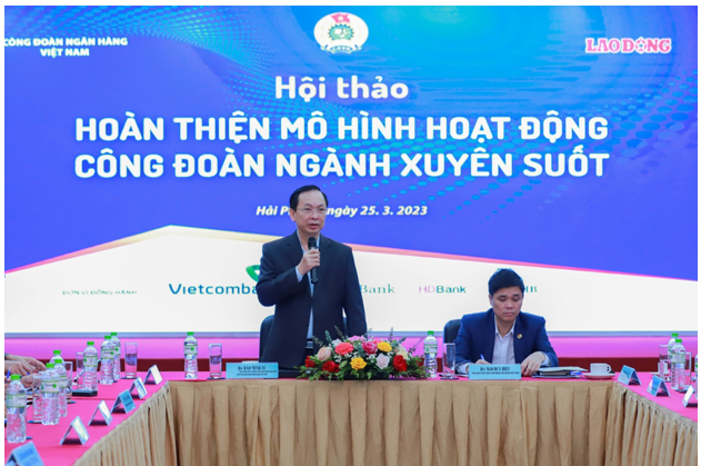 Hoàn thiện mô hình hoạt động công đoàn ngành xuyên suốt