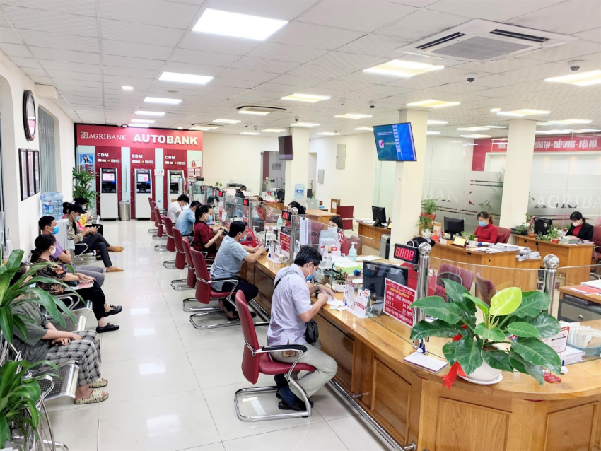 Agribank giảm tiếp 0,5% lãi suất cho vay