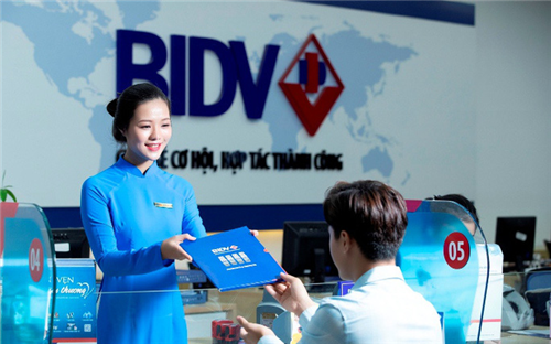                                    Sao Khuê 2020 vinh danh 6 sản phẩm của BIDV