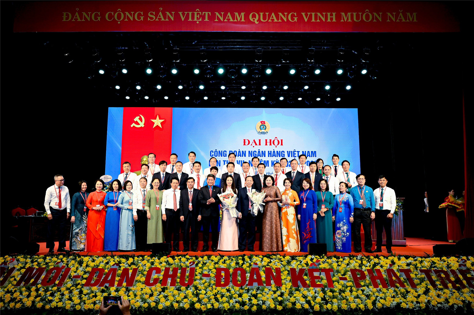 Công đoàn Ngân hàng Việt Nam đổi mới hoạt động, tích cực chăm lo đời sống đoàn viên, người lao động