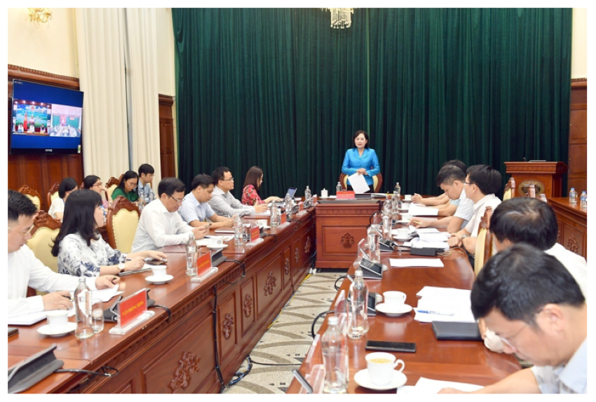 Đoàn công tác của Chính phủ làm việc với Ủy ban nhân dân hai tỉnh Bến Tre và Vĩnh Long tìm các giải pháp đạt được mục tiêu tăng trưởng kinh tế trong năm 2023