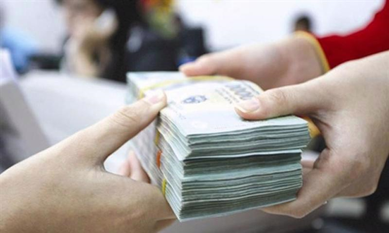 Nhầm lẫn áp dụng pháp luật về tính lãi suất tiền gửi và điều kiện chuyển nhóm nợ trong cấp tín dụng tại ngân hàng thương mại Việt Nam