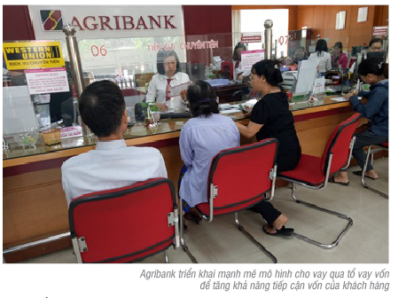                                     Agribank tăng khả năng tiếp cận vốn của khách hàng thông qua tổ vay vốn