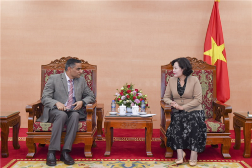                                     Mở rộng hơn nữa mối quan hệ đối tác giữa ADB và Việt Nam