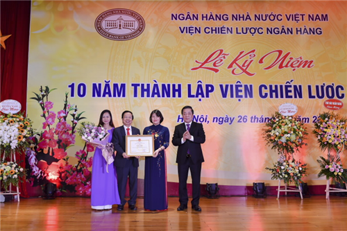                                     Viện Chiến lược Ngân hàng đi đầu trong công tác nghiên cứu, khoa học công nghệ và chiến lược phát triển ngành Ngân hàng