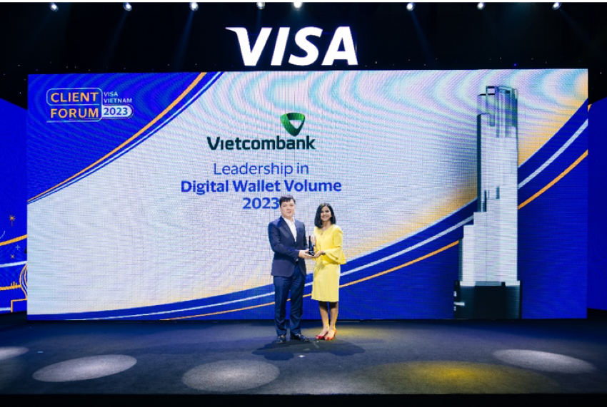 Vietcombank được visa vinh danh 12 hạng mục giải thưởng quan trọng trong hoạt động thẻ năm 2023