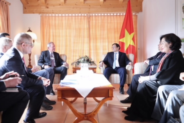 Thống đốc Nguyễn Thị Hồng tham dự các sự kiện nhân dịp Hội nghị thường niên Diễn đàn Kinh tế Thế giới lần thứ 54 tại Davos