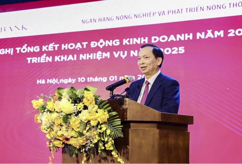 Phó Thống đốc Thường trực Đào Minh Tú phát biểu chỉ đạo tại Hội nghị