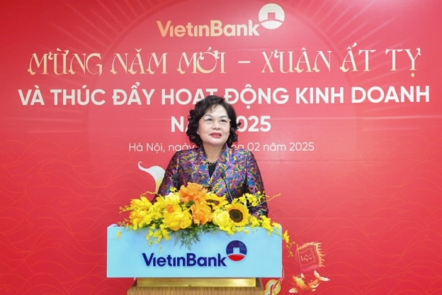 Thống đốc Nguyễn Thị Hồng thăm và chúc mừng năm mới Vietinbank