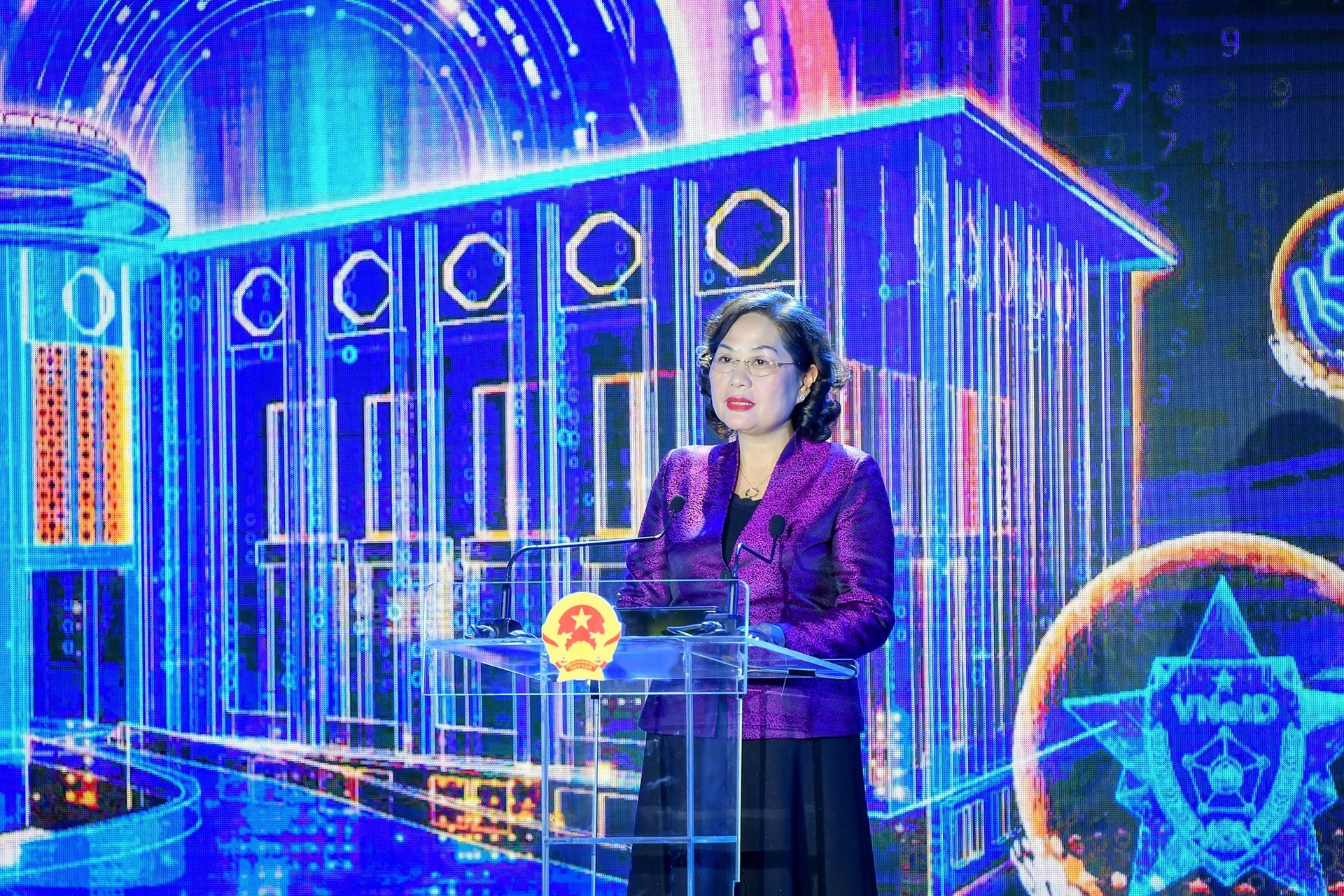 hống đốc NHNN Nguyễn Thị Hồng phát biểu khai mạc sự kiện