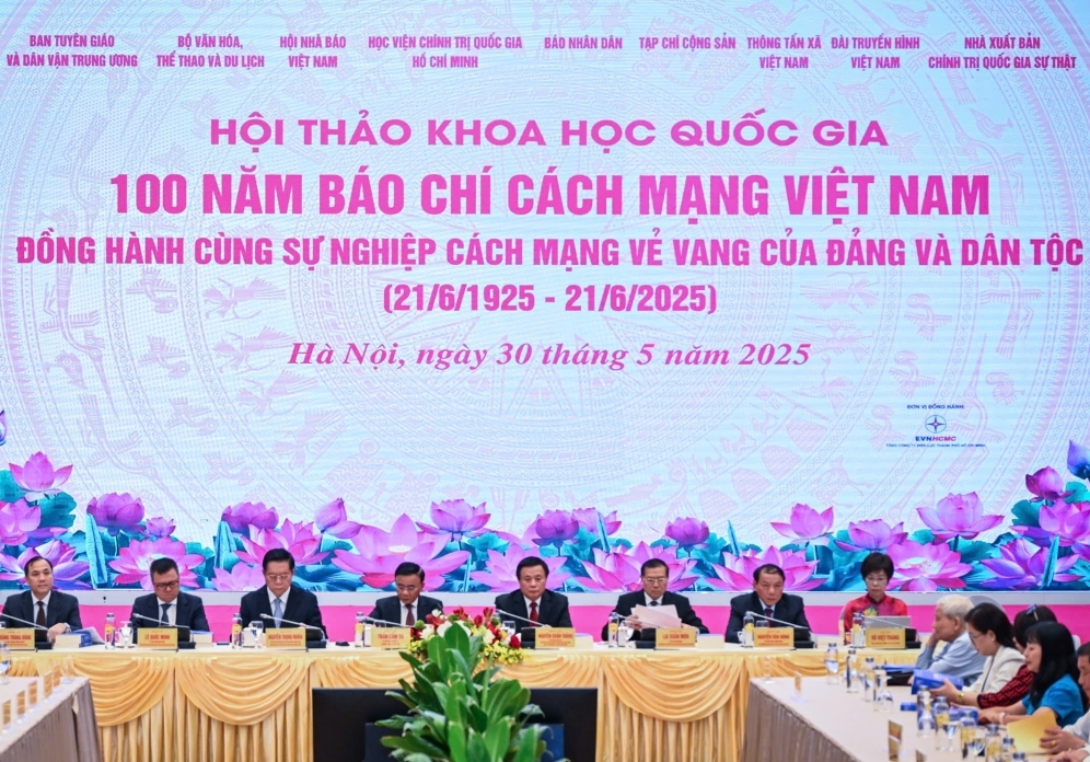 Báo chí cách mạng Việt Nam trong 100 năm đồng hành cùng sự nghiệp vẻ vang của Đảng và dân tộc