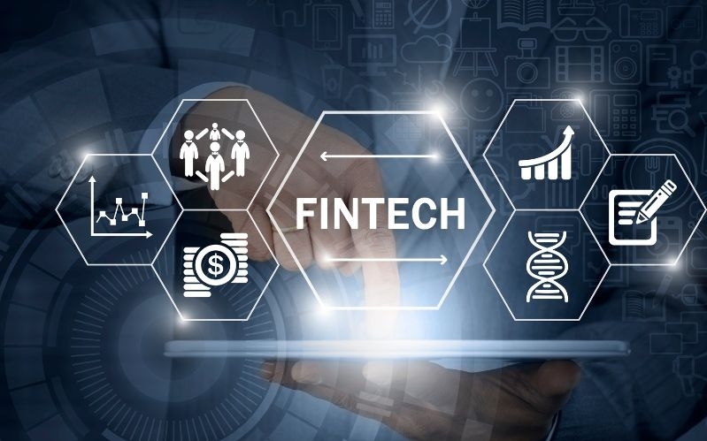 Phát triển hệ sinh thái Fintech và ngân hàng mở ở Việt Nam hiện nay