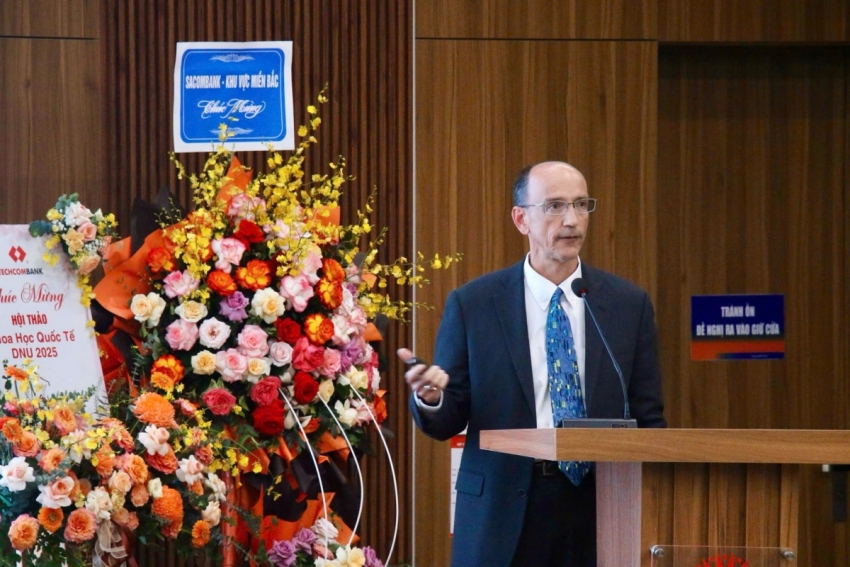 Ông Randall E. Duran, Giảng viên Đại học Quản lý Singapore, CEO Catena Technologies chia sẻ về kinh nghiệm quản lý nhà nước về AI và chính sách đối với Fintech tại một số quốc gia trên thế giới
