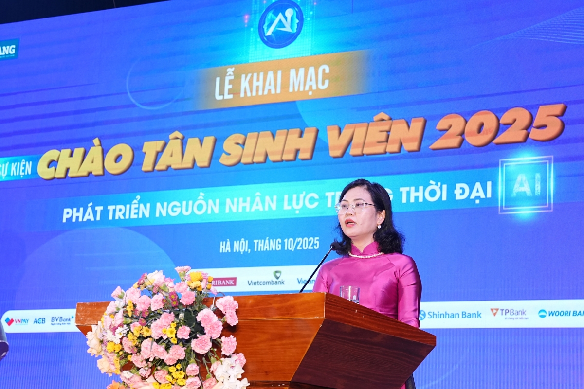 Phát triển nguồn nhân lực ngành Ngân hàng trong kỷ nguyên AI: Con người vẫn là trung tâm của chuyển đổi số
