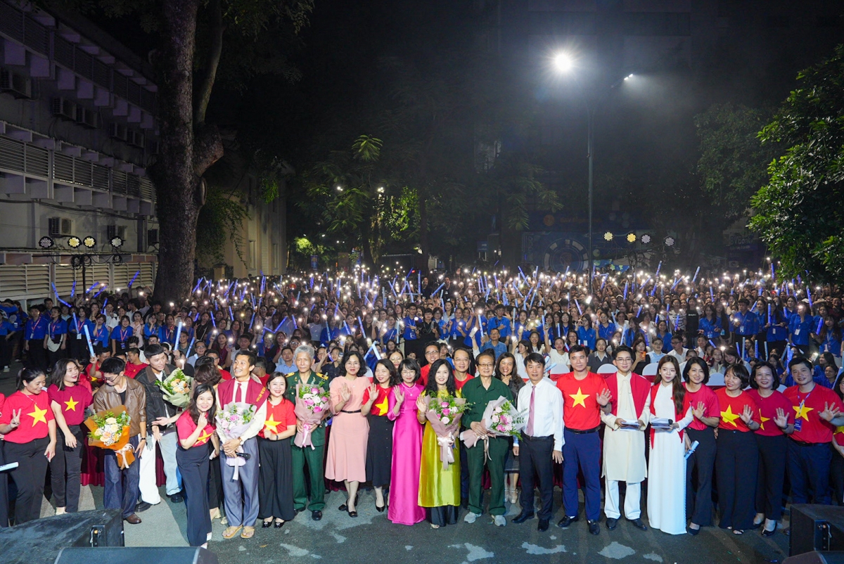 Phát triển nguồn nhân lực ngành Ngân hàng trong kỷ nguyên AI: Con người vẫn là trung tâm của chuyển đổi số