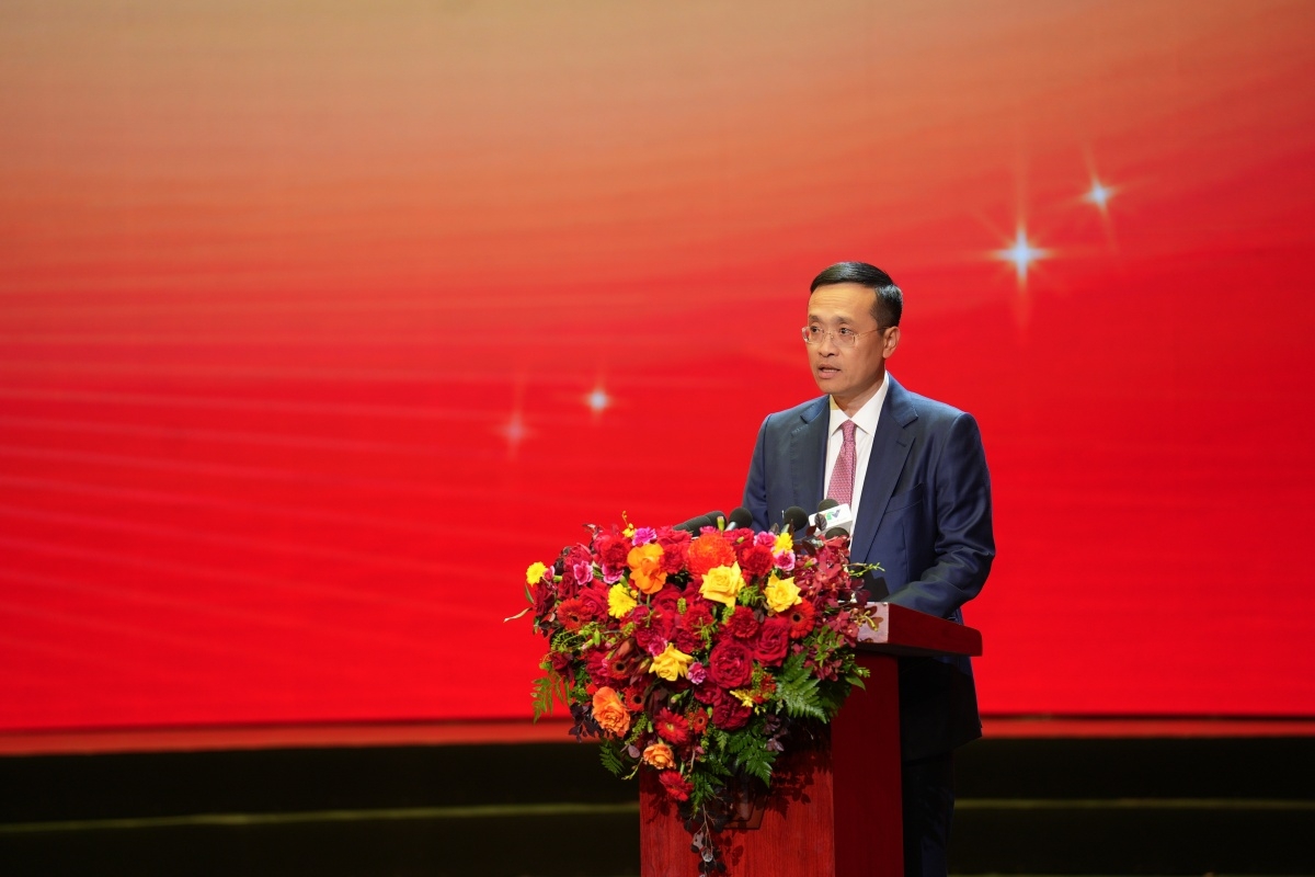 Phó Thống đốc NHNN Phạm Quang Dũng đã phát động phong trào thi đua trong toàn Ngành giai đoạn 2026 - 2030 với chủ đề “Ngành Ngân hàng thi đua đổi mới, sáng tạo, tiên phong cùng đất nước bước vào kỷ nguyên phát triển hùng cường, văn minh, thịnh vượng”