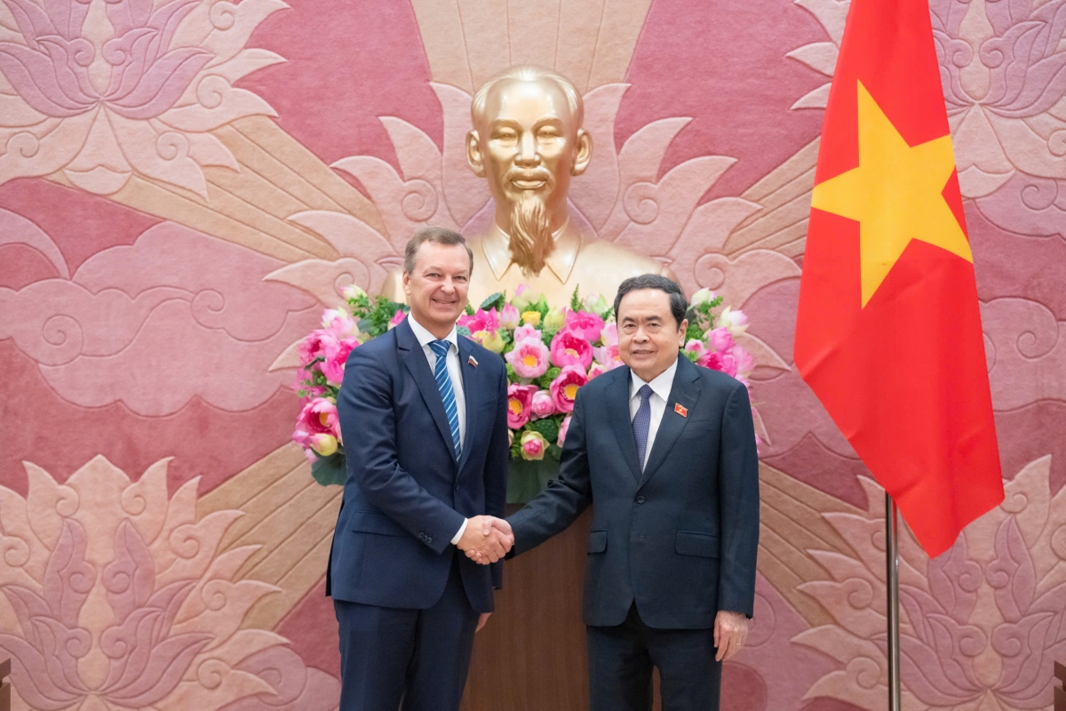 Chủ tịch Quốc hội Trần Thanh Mẫn tiếp Phó Chủ tịch thứ Nhất Hội đồng liên bang Quốc hội Liên bang Nga Andrey Vladimirovich Yatskin. Ảnh: Vũ Hiếu