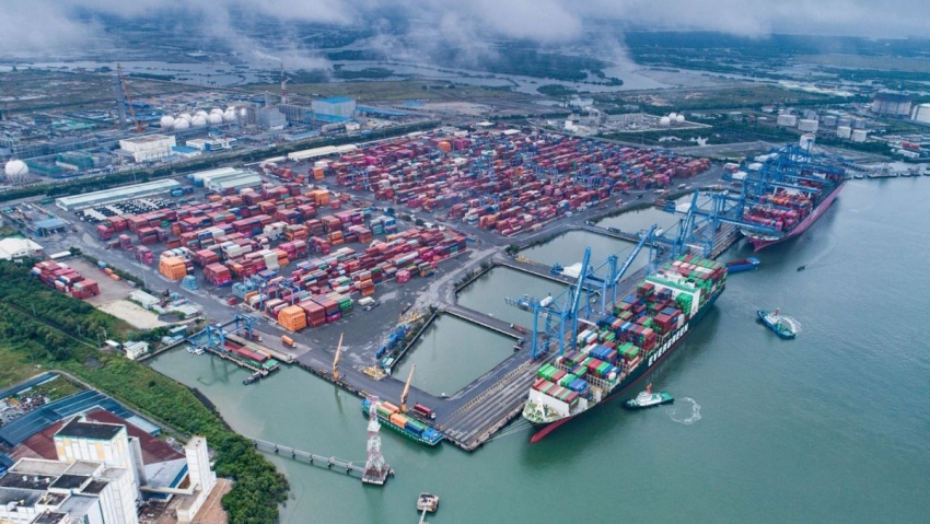 Mạng lưới cảng phía Nam, bao gồm Cát Lái và Cái Mép - Thị Vải và Thành phố Hồ Chí Minh tạo thành một hệ sinh thái logistics quan trọng trong khu vực