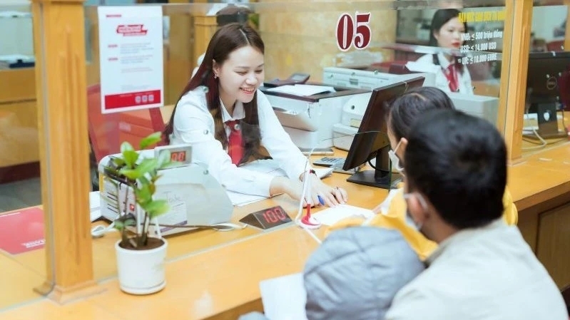 Đạo đức trong ngành tài chính, ngân hàng hướng tới phát triển bền vững: Tổng quan lý thuyết và bài học thực tiễn